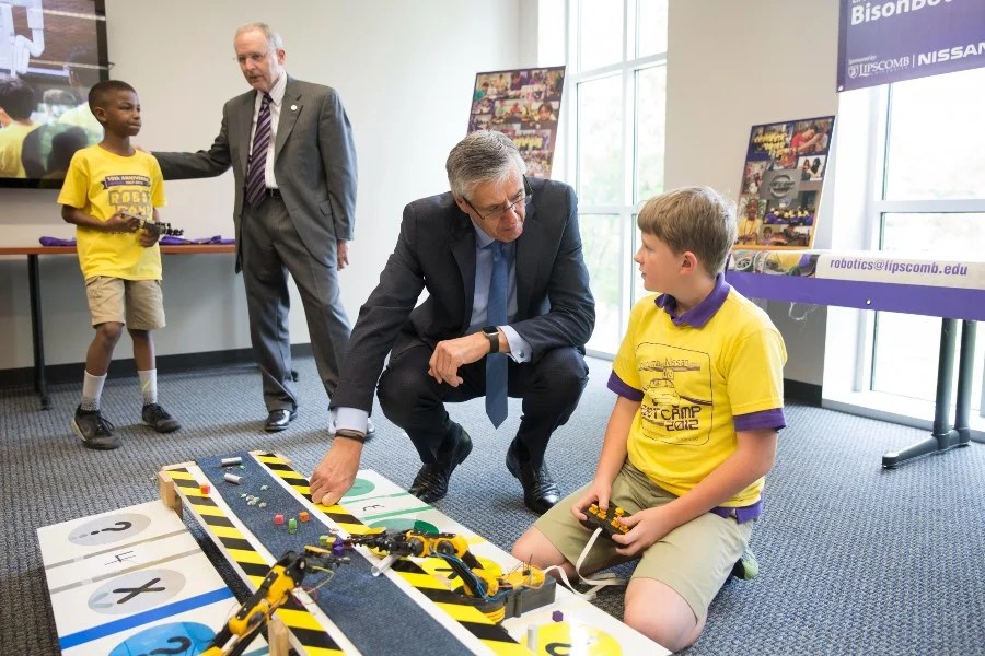 Engineering college celebrates 20 years of building topnotch engineers